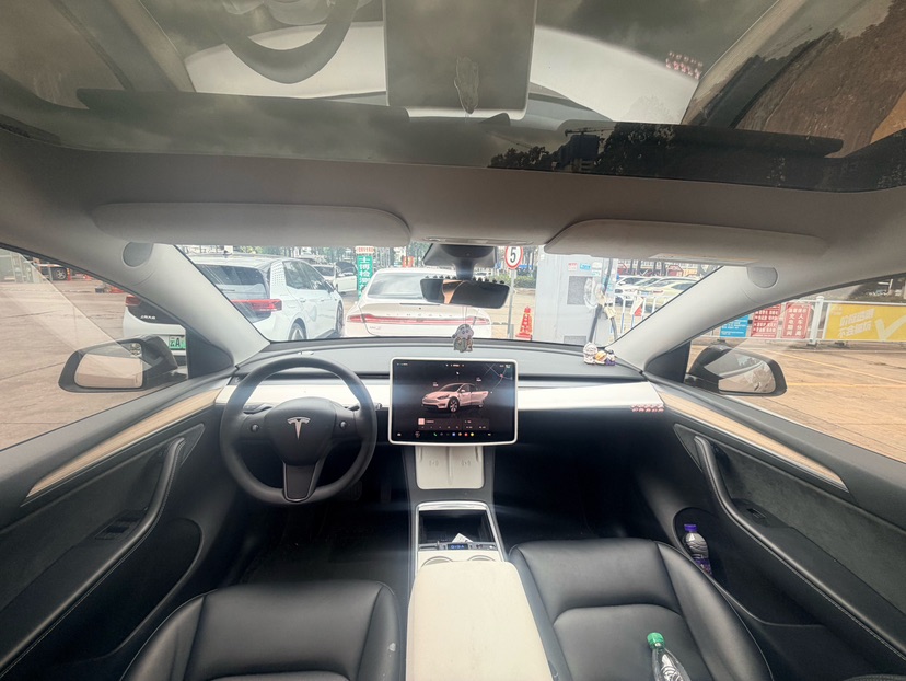 Tesla Model Y 2023 #8 Tesla Model Y 2023 immagine di auto #8