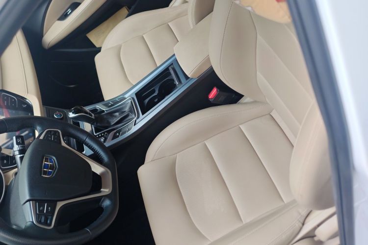 GEELY Emgrand 2018 immagine di auto #15