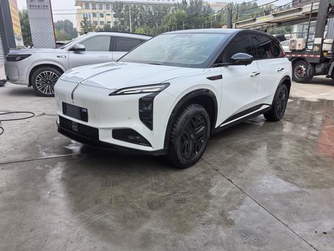 HongQi TianGong 08 2025 HongQi TianGong 08 2025 car image