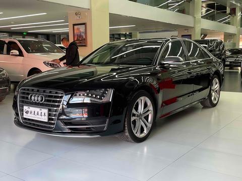 Audi S8 2023 car image 