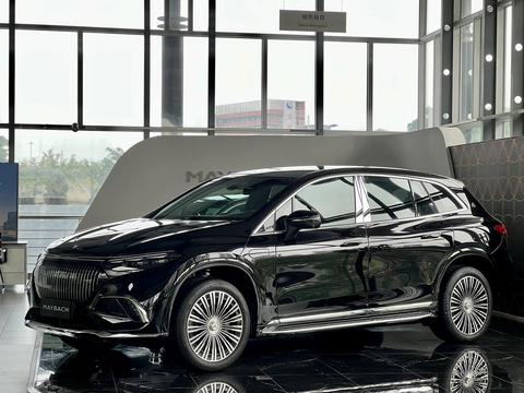 Mercedes-Benz MaybachEQS SUV Mercedes-Benz MaybachEQS SUV immagine di auto