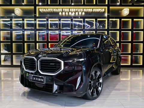 BMW XM 2024 car image 