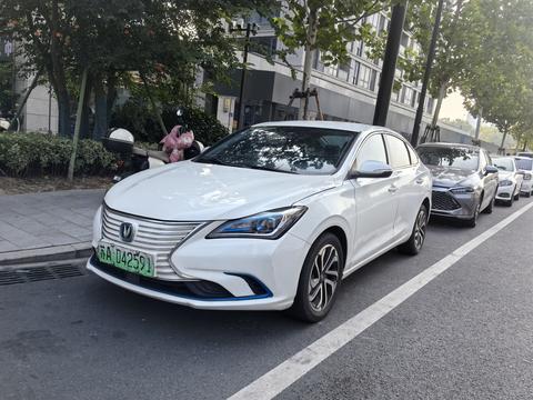 Changan Eado EV 2019 car image 