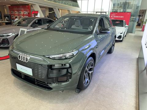 Audi Q6L Sportback e-tron 2025 car image 