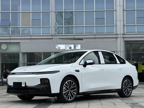 Leapmotor B01 汽车图片 