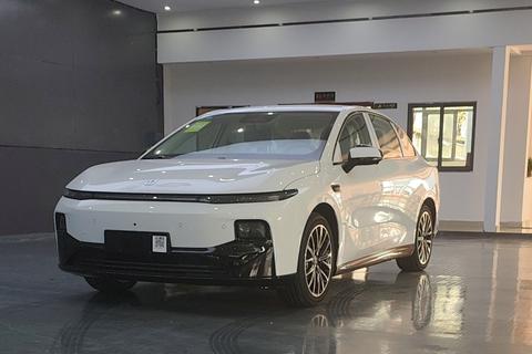 Leapmotor B01 2025 汽车图片 