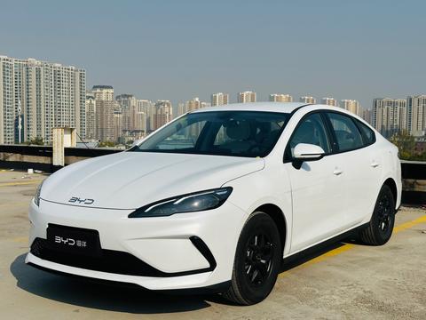 比亚迪 海豹05 DM-i 2025 汽车图片 