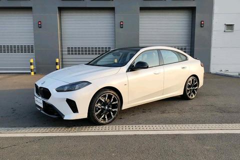 BMW 2 Series 2025 car image 