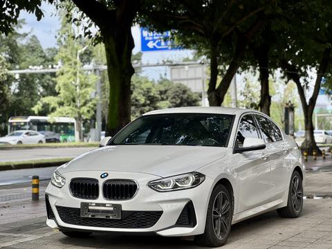 BMW 1 Series 2021 car image 
