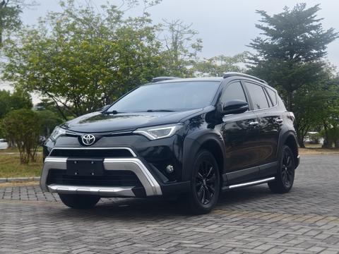 Toyota RAV4 Hybird E+ 2018 Toyota RAV4 Hybird E+ 2018 immagine di auto