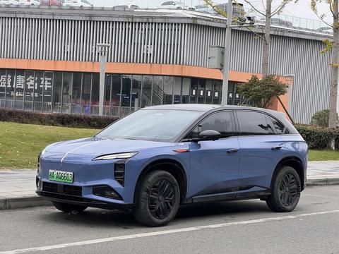 HongQi TianGong 08 2025 HongQi TianGong 08 2025 car image