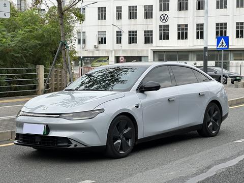 Leapmotor C01 2023 汽车图片 