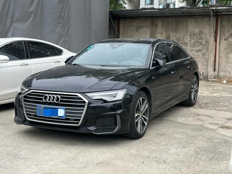 Audi A6L e-tron 2019 Audi A6L e-tron 2019 immagine di auto