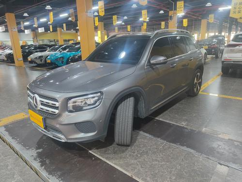 Mercedes-Benz GL AMG 2022 immagine di auto 