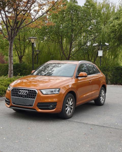 Audi Q3 (Imported) 2012 car image 