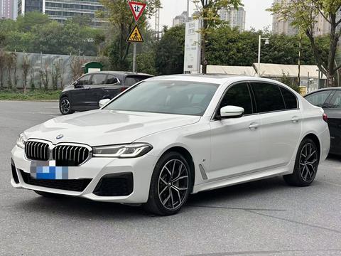 BMW M8 2021 car image 