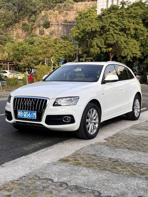 Audi Q5 (Imported) 2012 car image 