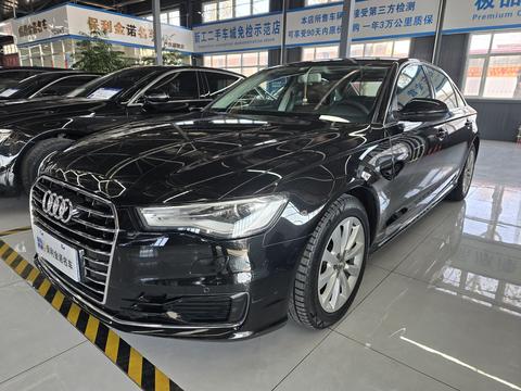 Audi TT RS 2017 car image 