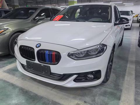 BMW X7 M60i 2017 car image 