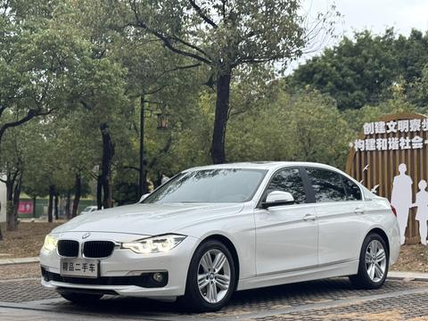 BMW X7 M60i 2016 car image 