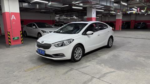 Kia Forte New Energy 2015 汽车图片 