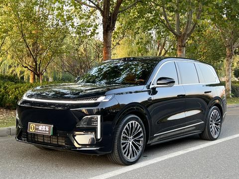 Deepal S09 2025 car image 