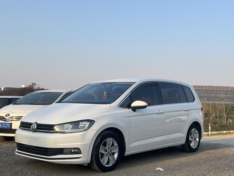 Volkswagen Touran 2016 car image 