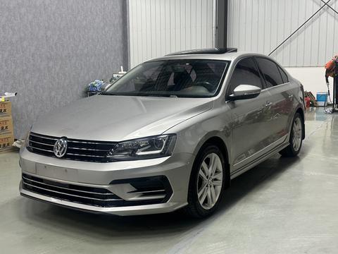 Volkswagen Sagitar 2019 immagine di auto 