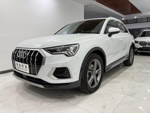 Audi Q3 2022 car image 