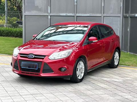 Ford Focus 2013 Ford Focus 2013 car image