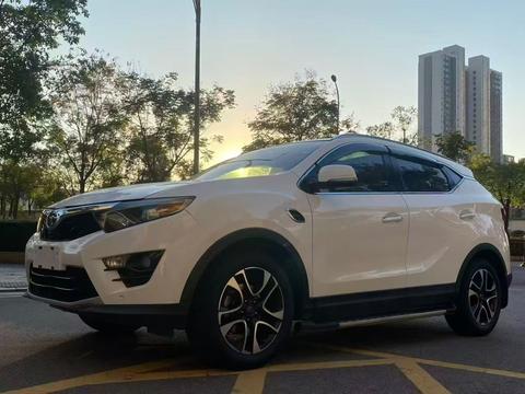 Soueast DX7 2018 Soueast DX7 2018 car image