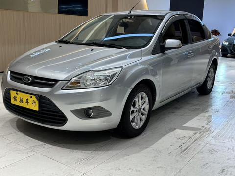 Ford Focus 2013 Ford Focus 2013 car image