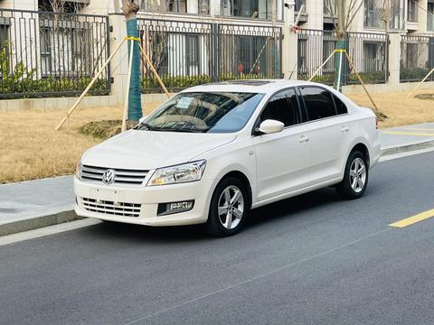 Volkswagen Santana 2014 immagine di auto 