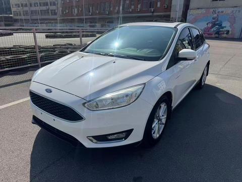 Ford Focus 2017 Ford Focus 2017 car image