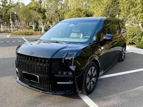 Zeekr 2023 car image 