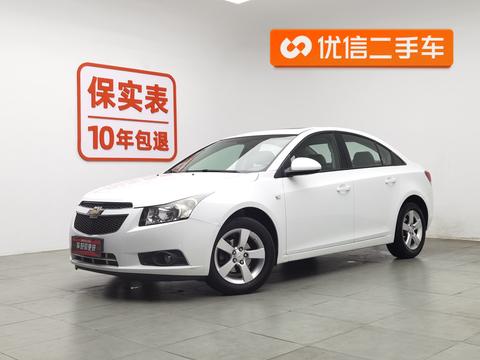 Chevrolet Cruze 2014 immagine di auto 