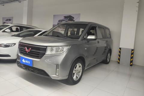 Wuling Hongguang PLUS 2021 汽车图片 