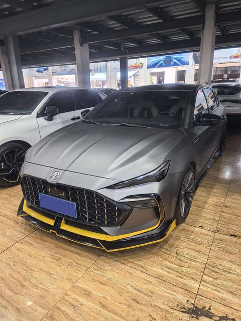 MG 6 2022 immagine di auto 