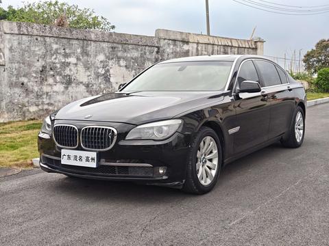 BMW 7 Series 2011 汽车图片 