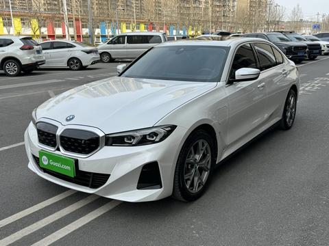 BMW i3 2023 صورة سيارة 