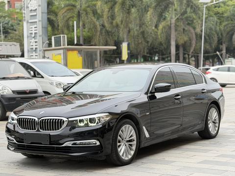 BMW 5 Series 2018 汽车图片 