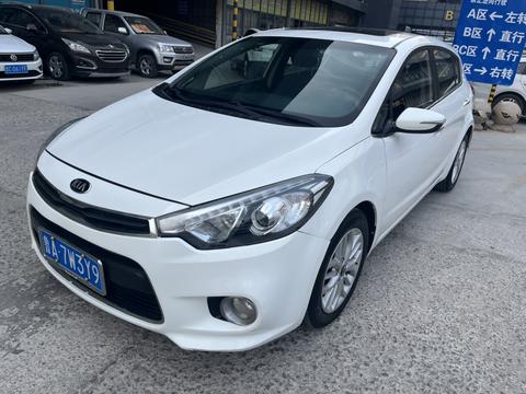 Kia Forte Koup 2014 汽车图片 