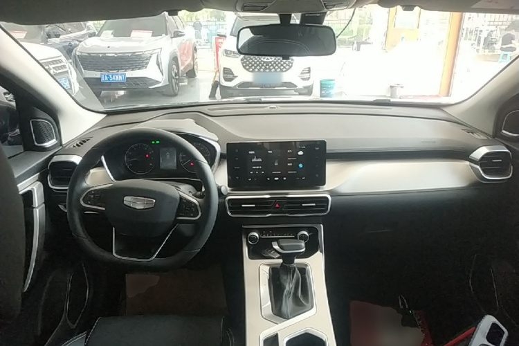 GEELY Coolray 2024 car image #10