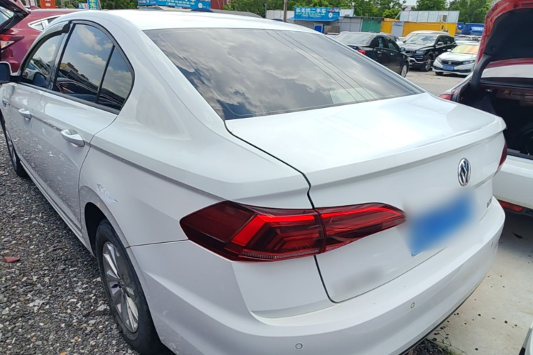 Volkswagen Bora 2020 car image #5