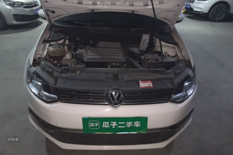 Volkswagen Polo 2015 car image #22