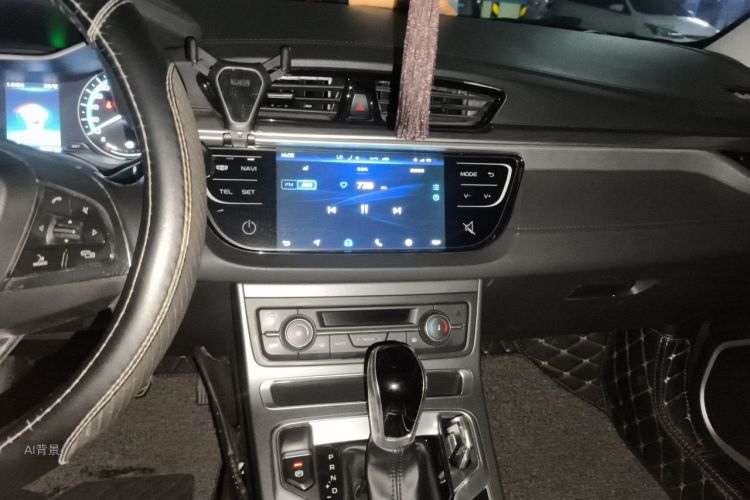 GEELY Emgrand 2019 car image #15