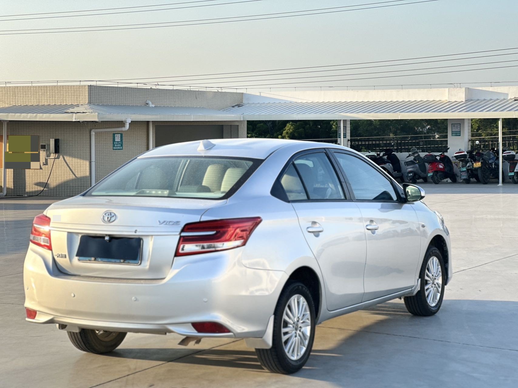 Toyota Vios 2017 #9 Toyota Vios 2017 car image #9