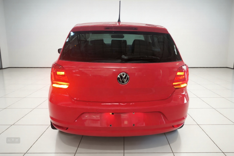 Volkswagen Polo 2019 car image #6