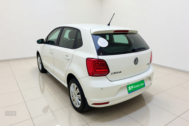 Volkswagen Polo 2016 car image #4