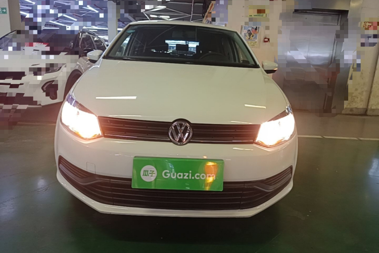 Volkswagen Polo 2017 car image #3